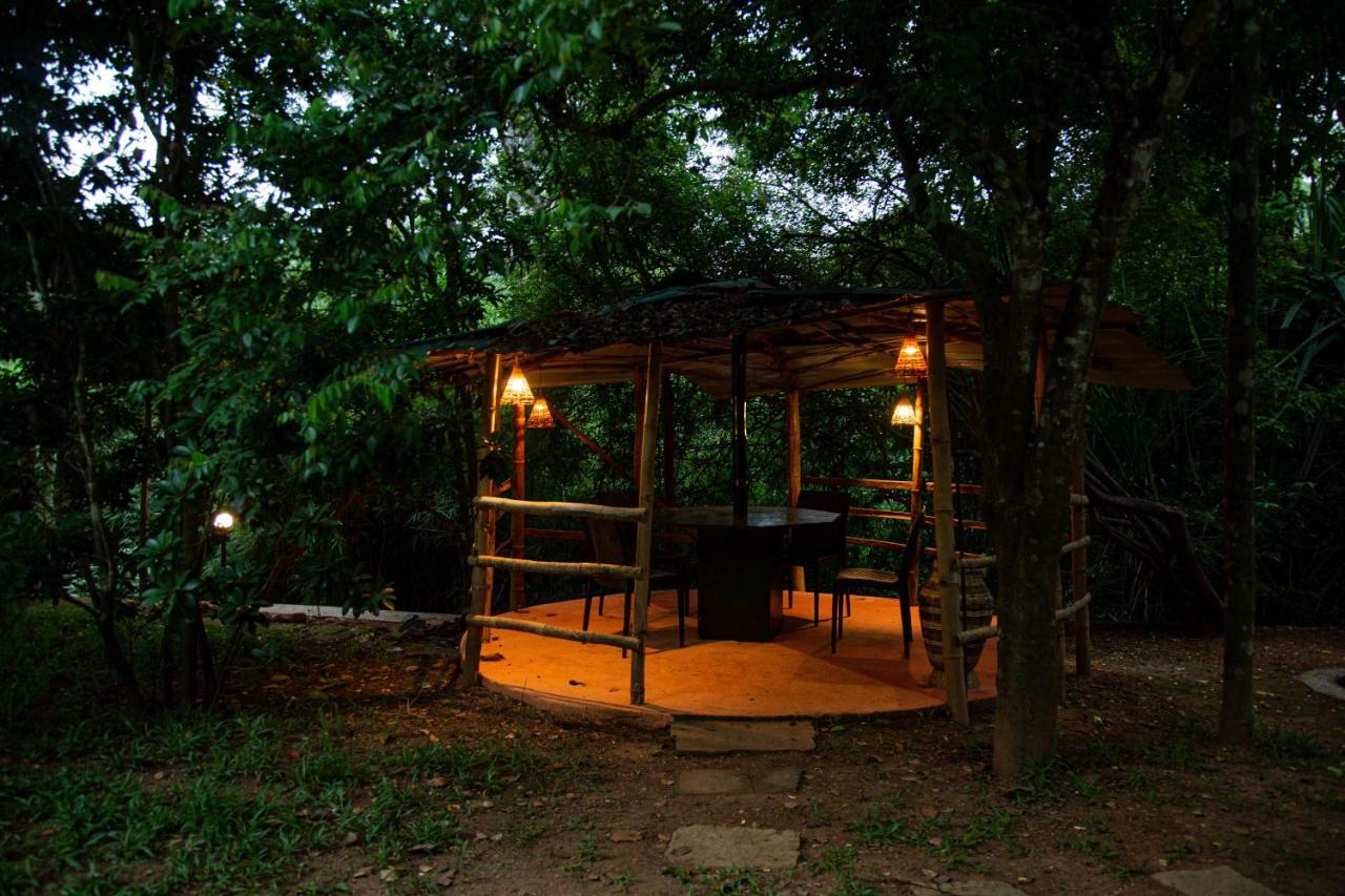 Orchid Trails Resort Султан Батери Екстериор снимка