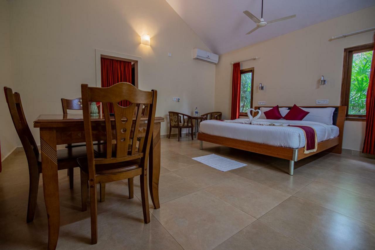 Orchid Trails Resort Султан Батери Екстериор снимка