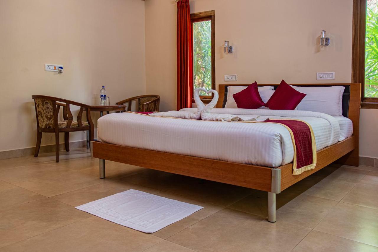 Orchid Trails Resort Султан Батери Екстериор снимка