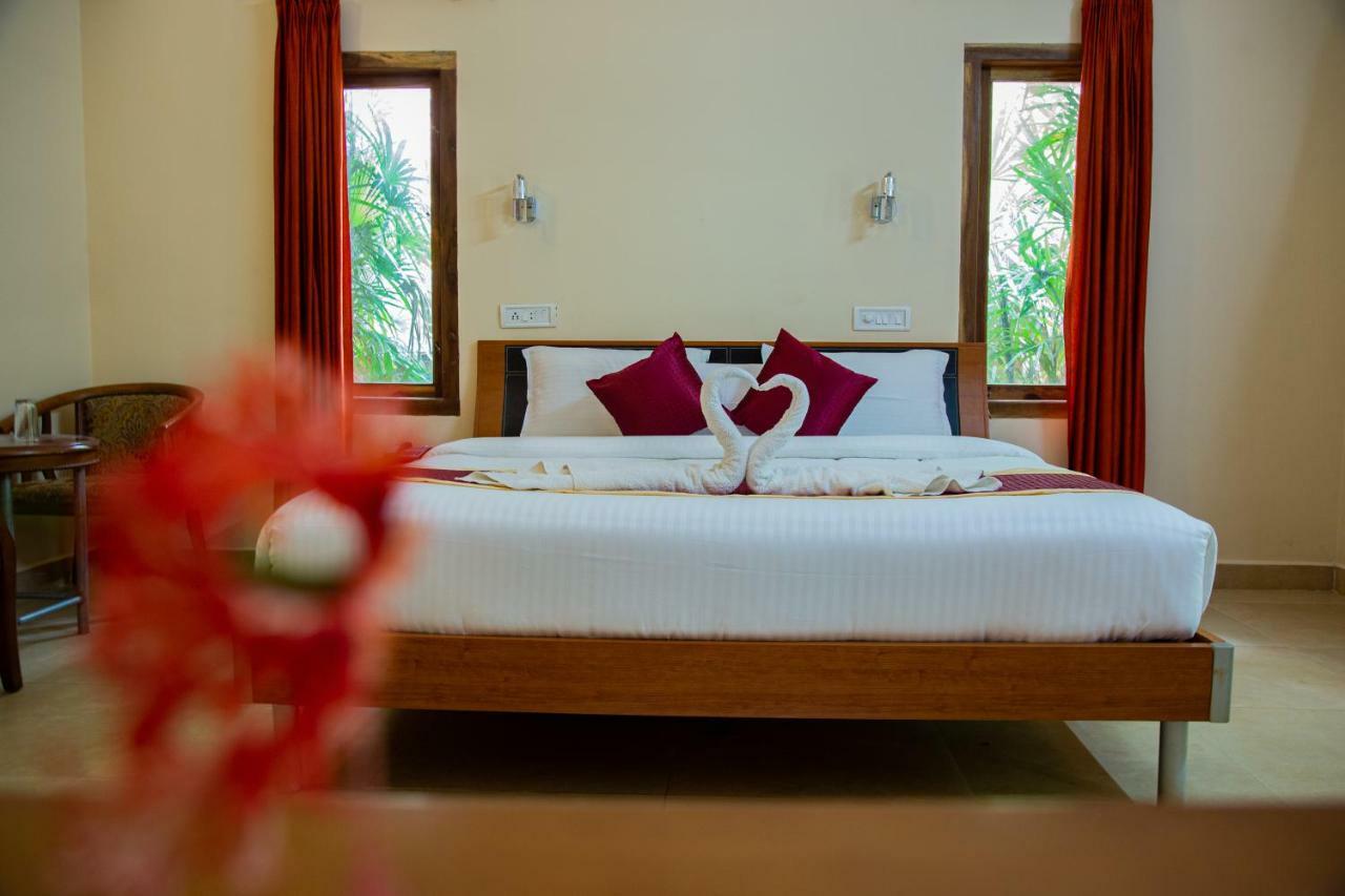Orchid Trails Resort Султан Батери Екстериор снимка