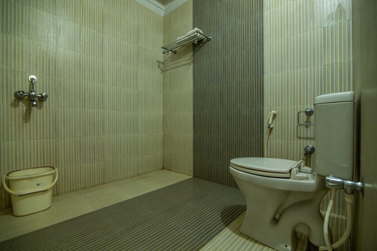 Orchid Trails Resort Султан Батери Екстериор снимка