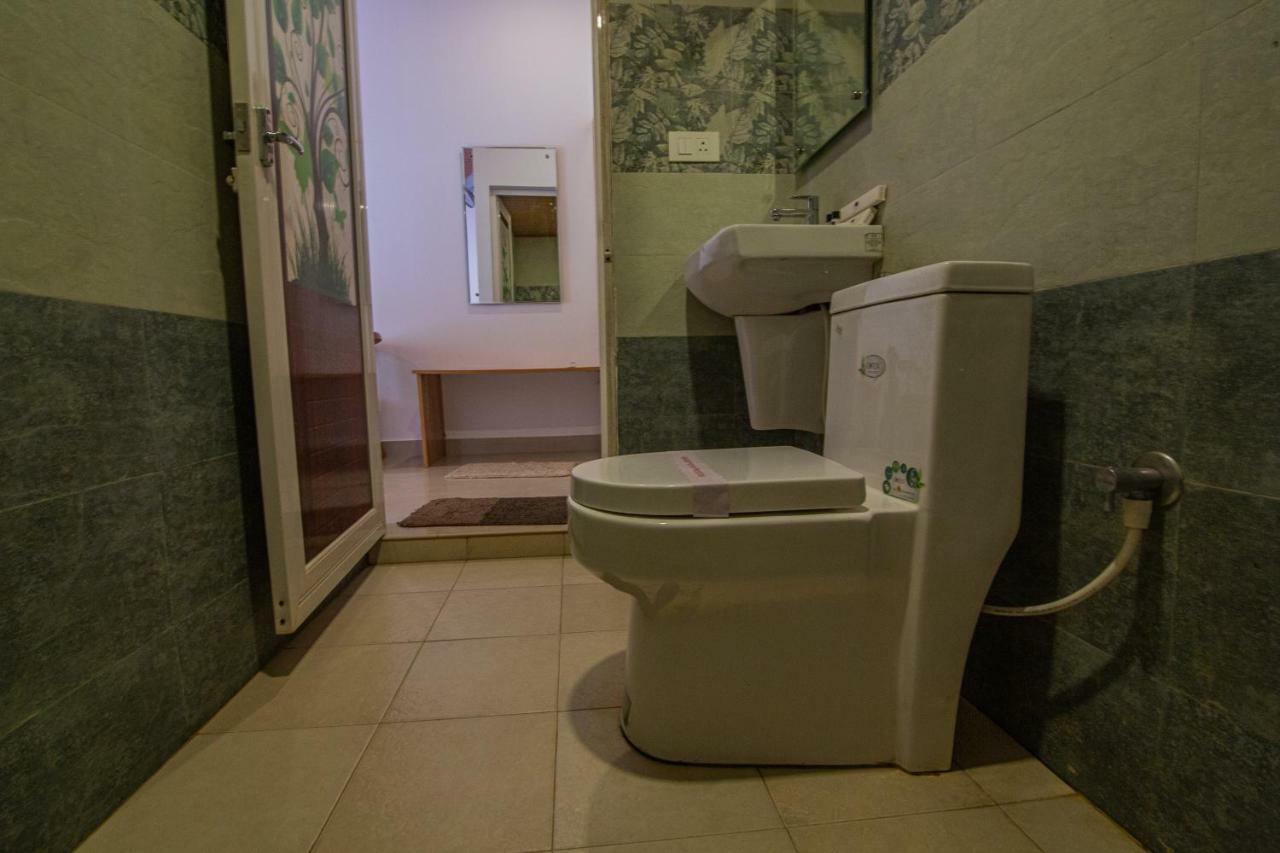 Orchid Trails Resort Султан Батери Екстериор снимка
